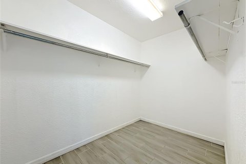 Appartement à louer à Madeira Beach, Floride: 2 chambres, 99.41 m2 № 2409975 - photo 23