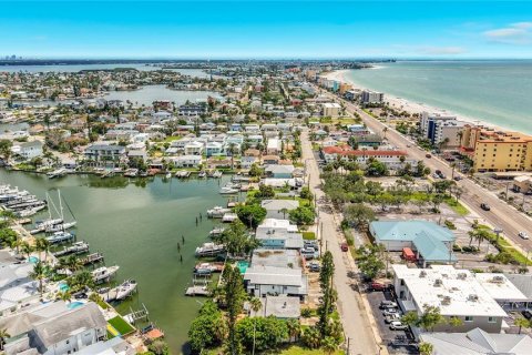 Appartement à louer à Madeira Beach, Floride: 2 chambres, 99.41 m2 № 2409975 - photo 5