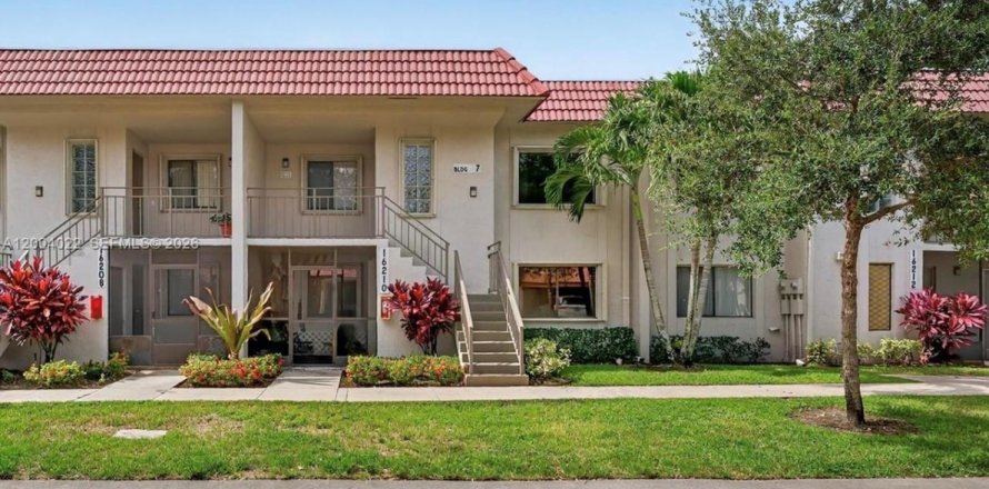 Condo in Weston, Florida, 2 bedrooms  № 2069098