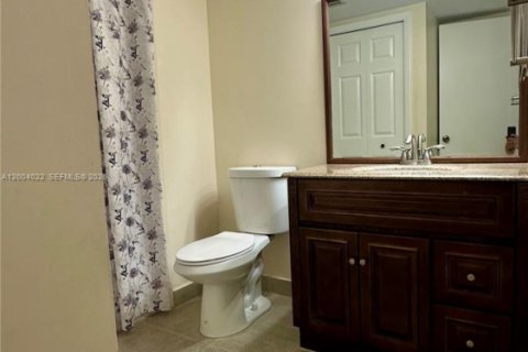 Condo in Weston, Florida, 2 bedrooms  № 2069098 - photo 13