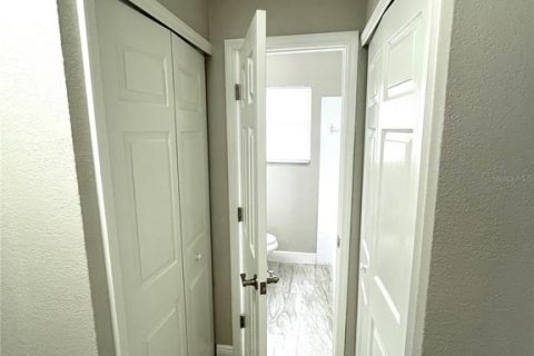 Villa ou maison à vendre à Tampa, Floride: 3 chambres, 79.99 m2 № 1662843 - photo 19