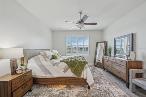 House in Land O' Lakes, Florida 3 bedrooms, 192.96 sq.m. № 1750234 - photo 2