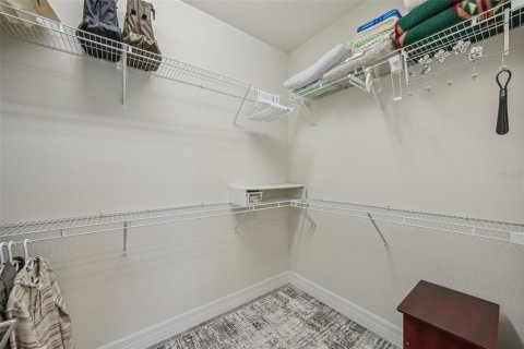 House in Land O' Lakes, Florida 3 bedrooms, 192.96 sq.m. № 1750234 - photo 8