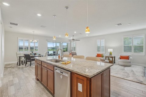 House in Land O' Lakes, Florida 3 bedrooms, 192.96 sq.m. № 1750234 - photo 29