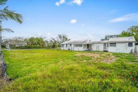 Land in Holmes Beach, Florida № 2212342 - photo 25