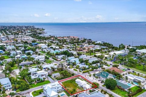 Land in Holmes Beach, Florida № 2212342 - photo 10