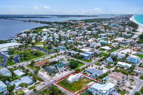 Land in Holmes Beach, Florida № 2212342 - photo 12
