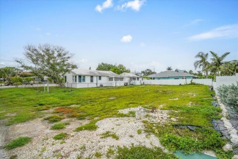 Land in Holmes Beach, Florida № 2212342 - photo 20
