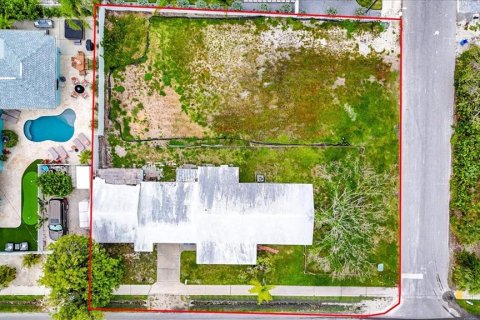 Land in Holmes Beach, Florida № 2212342 - photo 18