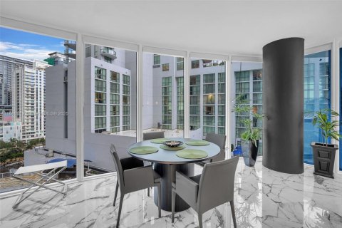 Copropriété à vendre à Fort Lauderdale, Floride: 2 chambres, 141.4 m2 № 1977764 - photo 18