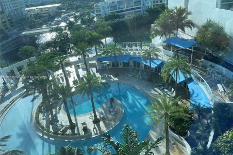 Copropriété à vendre à Fort Lauderdale, Floride: 2 chambres, 141.4 m2 № 1977764 - photo 12