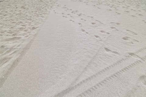 Condominio en venta en Hollywood, Florida, 1 dormitorio, 76.18 m2 № 1962031 - foto 30