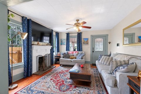 Villa ou maison à louer à Tampa, Floride: 2 chambres, 111.48 m2 № 2406579 - photo 6