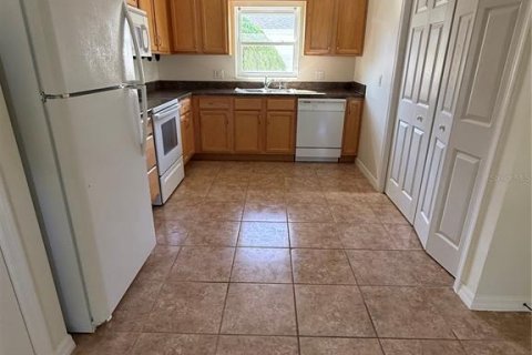 Casa en venta en Palm Coast, Florida, 3 dormitorios, 115.48 m2 № 2387544 - foto 13