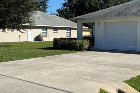 Casa en venta en Palm Coast, Florida, 3 dormitorios, 115.48 m2 № 2387544 - foto 11