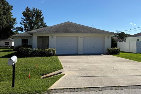 Casa en Palm Coast, Florida 3 dormitorios, 115.48 m2 № 2387544