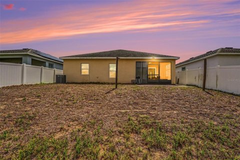 House in Davenport, Florida 4 bedrooms, 188.22 sq.m. № 2094014 - photo 29
