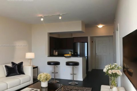 Copropriété à vendre à Coral Gables, Floride: 1 chambre, 67.73 m2 № 1979241 - photo 4