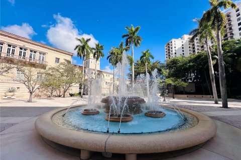 Copropriété à vendre à Coral Gables, Floride: 1 chambre, 67.73 m2 № 1979241 - photo 18