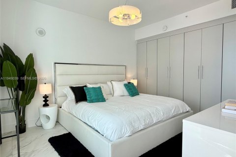 Снять в аренду кондоминиум в Майами-Бич, Флорида 1 спальня, 67.17м2, № 2005083 - фото 23