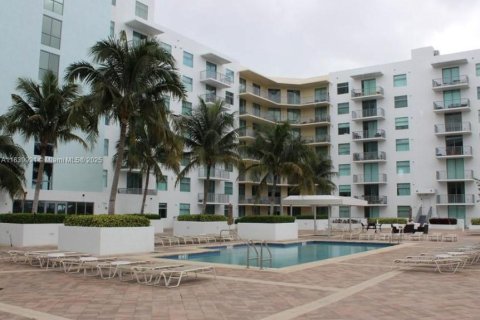 Copropriété à vendre à Hollywood, Floride: 1 chambre, 96.15 m2 № 1830702 - photo 26