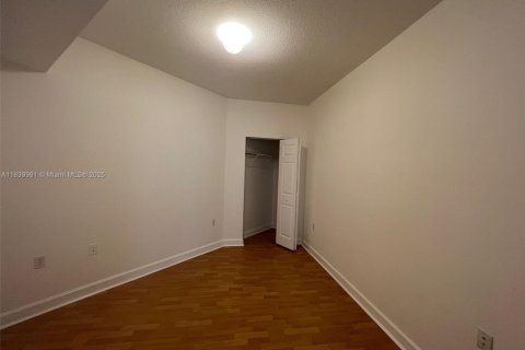 Copropriété à vendre à Hollywood, Floride: 1 chambre, 96.15 m2 № 1830702 - photo 11