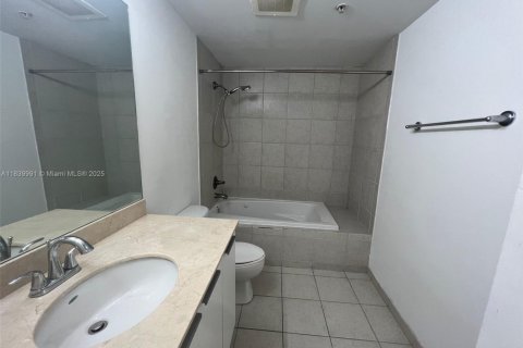 Copropriété à vendre à Hollywood, Floride: 1 chambre, 96.15 m2 № 1830702 - photo 19
