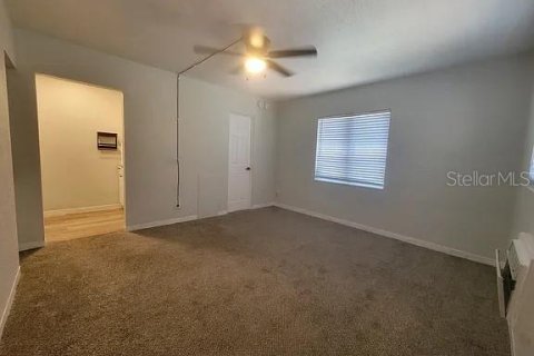 Apartment in Saint Petersburg, Florida 1 bedroom, 37.16 sq.m. № 2200974 - photo 2