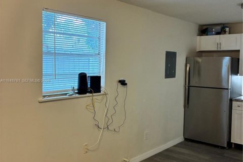 Снять в аренду виллу или дом в Уинтер-Хейвен, Флорида 1 спальня, № 2005320 - фото 6