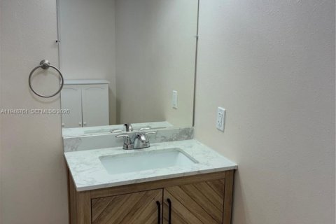 Снять в аренду виллу или дом в Уинтер-Хейвен, Флорида 1 спальня, № 2005320 - фото 5