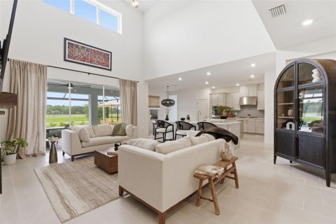 House in Wesley Chapel, Florida 5 bedrooms, 396.79 sq.m. № 2221876 - photo 16
