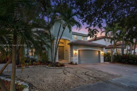 Casa en venta en Miami, Florida, 4 dormitorios, 230.49 m2 № 1941149 - foto 2