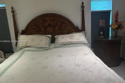 Villa ou maison à louer à Sunrise, Floride: 1 chambre, 37.16 m2 № 2007661 - photo 7