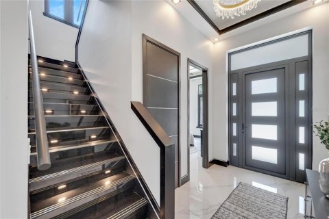 Casa en venta en Apollo Beach, Florida, 6 dormitorios, 303.88 m2 № 1288183 - foto 9