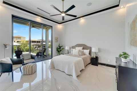 Casa en venta en Apollo Beach, Florida, 6 dormitorios, 303.88 m2 № 1288183 - foto 26