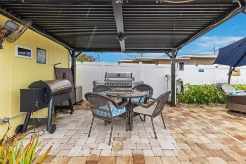 House in Bradenton, Florida 3 bedrooms, 102.75 sq.m. № 1773906 - photo 23