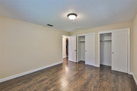 Appartement à louer à Seffner, Floride: 2 chambres, 83.61 m2 № 2345229 - photo 17