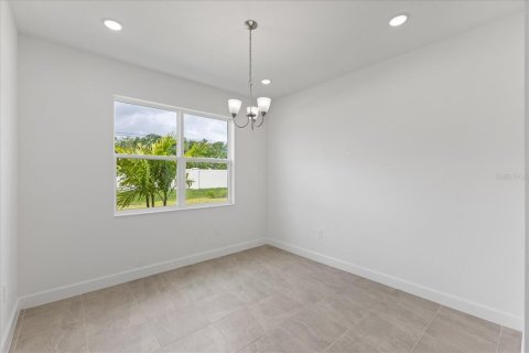 House in Venice, Florida 3 bedrooms, 168.25 sq.m. № 1112210 - photo 8