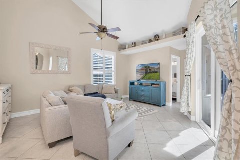 Villa ou maison à vendre à Tierra Verde, Floride: 3 chambres, 206.24 m2 № 2223820 - photo 8