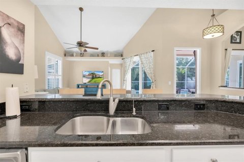 Villa ou maison à vendre à Tierra Verde, Floride: 3 chambres, 206.24 m2 № 2223820 - photo 16