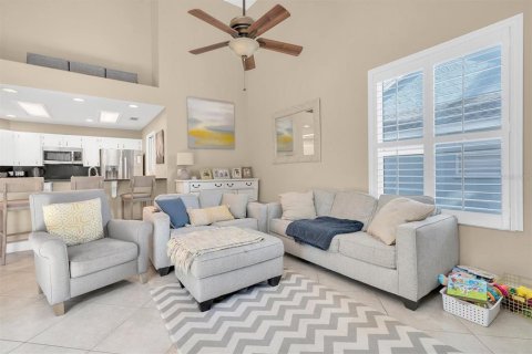 Villa ou maison à vendre à Tierra Verde, Floride: 3 chambres, 206.24 m2 № 2223820 - photo 9