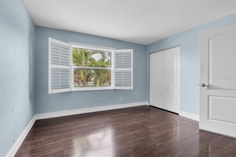 Villa ou maison à vendre à Tierra Verde, Floride: 3 chambres, 206.24 m2 № 2223820 - photo 25