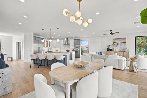 Villa ou maison à vendre à South Pasadena, Floride: 5 chambres, 411.93 m2 № 2398990 - photo 14
