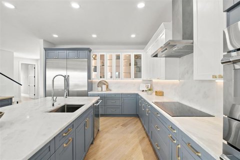 Villa ou maison à vendre à South Pasadena, Floride: 5 chambres, 411.93 m2 № 2398990 - photo 8