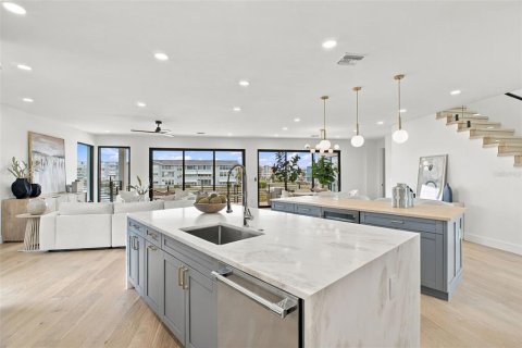 Villa ou maison à vendre à South Pasadena, Floride: 5 chambres, 411.93 m2 № 2398990 - photo 6