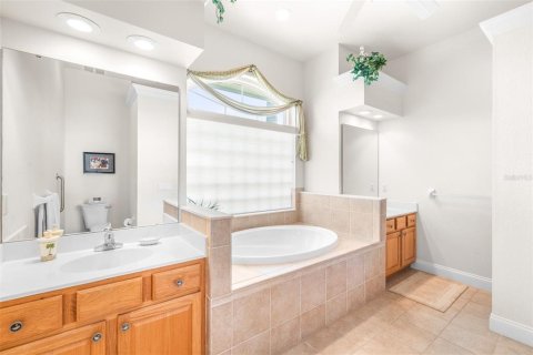 Casa en venta en Lakeland, Florida, 3 dormitorios, 188.22 m2 № 2233483 - foto 17