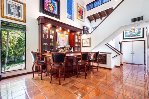 Villa ou maison à vendre à Miami, Floride: 3 chambres, 337.98 m2 № 1898067 - photo 5