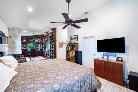 Villa ou maison à vendre à Miami, Floride: 3 chambres, 337.98 m2 № 1898067 - photo 21