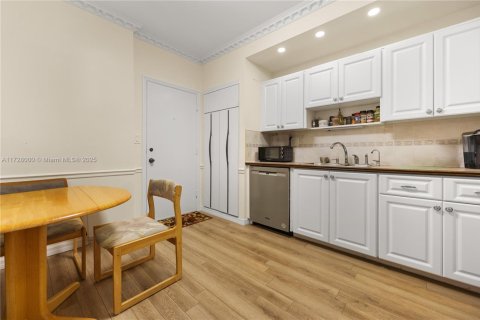 Copropriété à vendre à Hollywood, Floride: 1 chambre, 92.62 m2 № 1936111 - photo 12