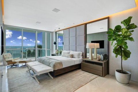 Condominio en venta en Miami Beach, Florida, 3 dormitorios, 233 m2 № 1860343 - foto 10
